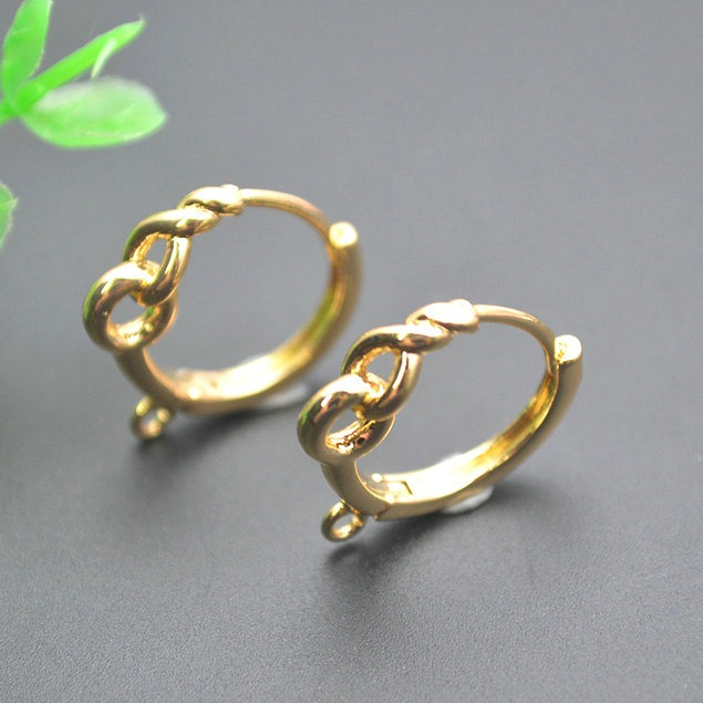 30pc Twisted Round Circle 18K  - огляд і ціна Hoop Earrings