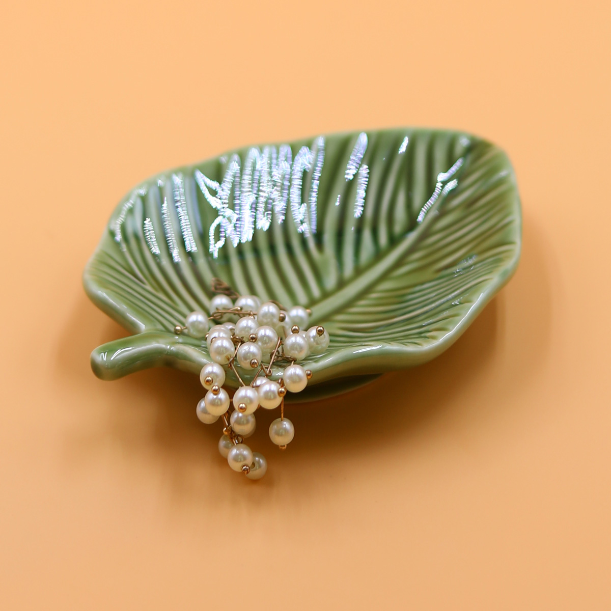 1Pcs Leaf-Shaped Jewelry Organ - огляд і ціна Hoop Earrings