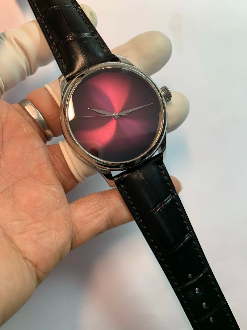 Wordless Book, Swiss Fine Grin - огляд і ціна Jewelry And Watches