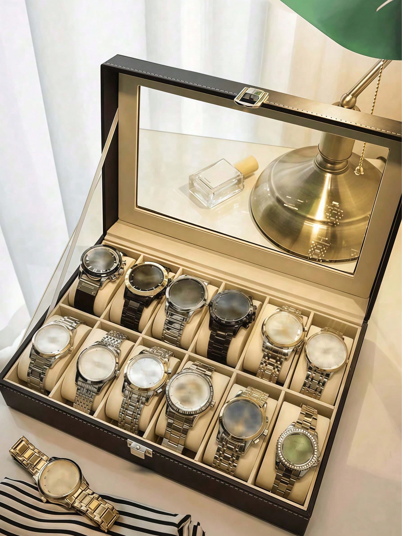 Leather Watch Box with Lock, L - огляд і ціна Jewelry Style Watches