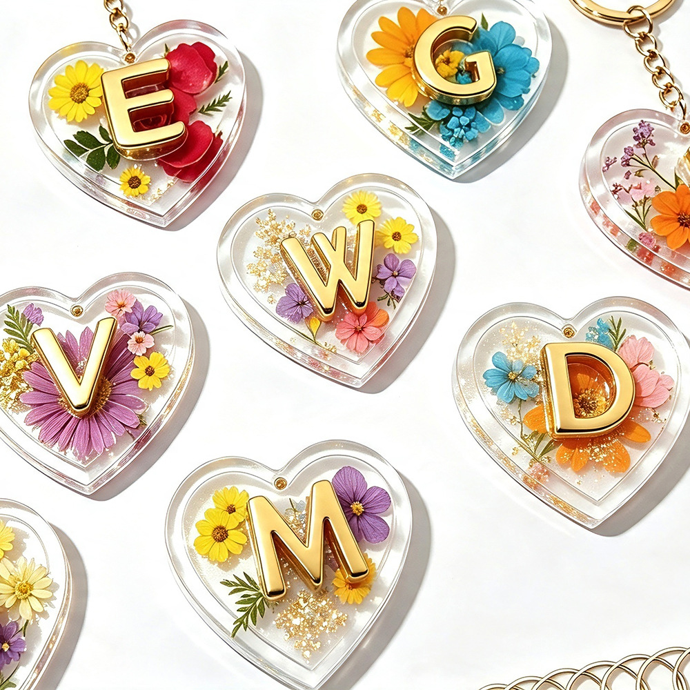 Complete 26 Letters & Heart Si - огляд і ціна Engraved Name Necklace