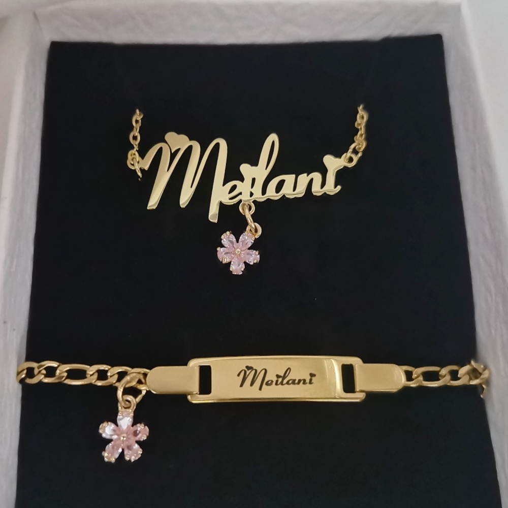 LeeChee Flower Zircon Small Pe - огляд і ціна Engraved Name Necklace