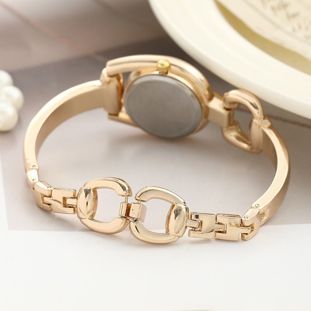 Vintage Round Bracelet Watch E - огляд і ціна Jewelry Watches Vintage